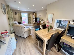 Kitchen/Diner- click for photo gallery